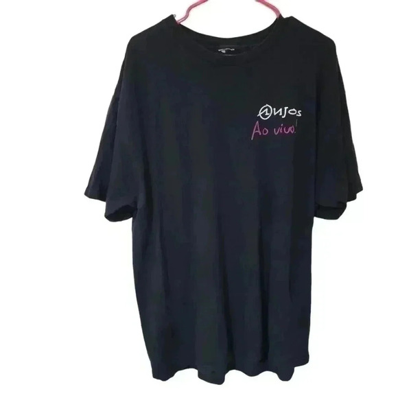 Tops - Vintage John MellenCamp tee. Size Xlarge